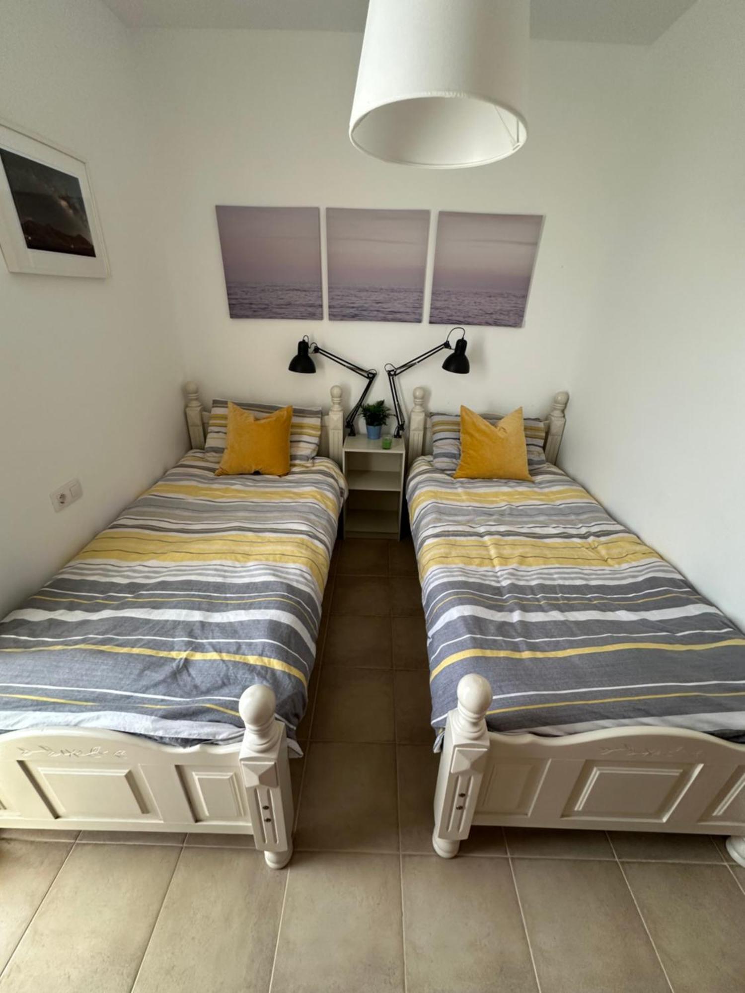 Casa Amarillo Del Sol Villa Playa Blanca  Eksteriør billede